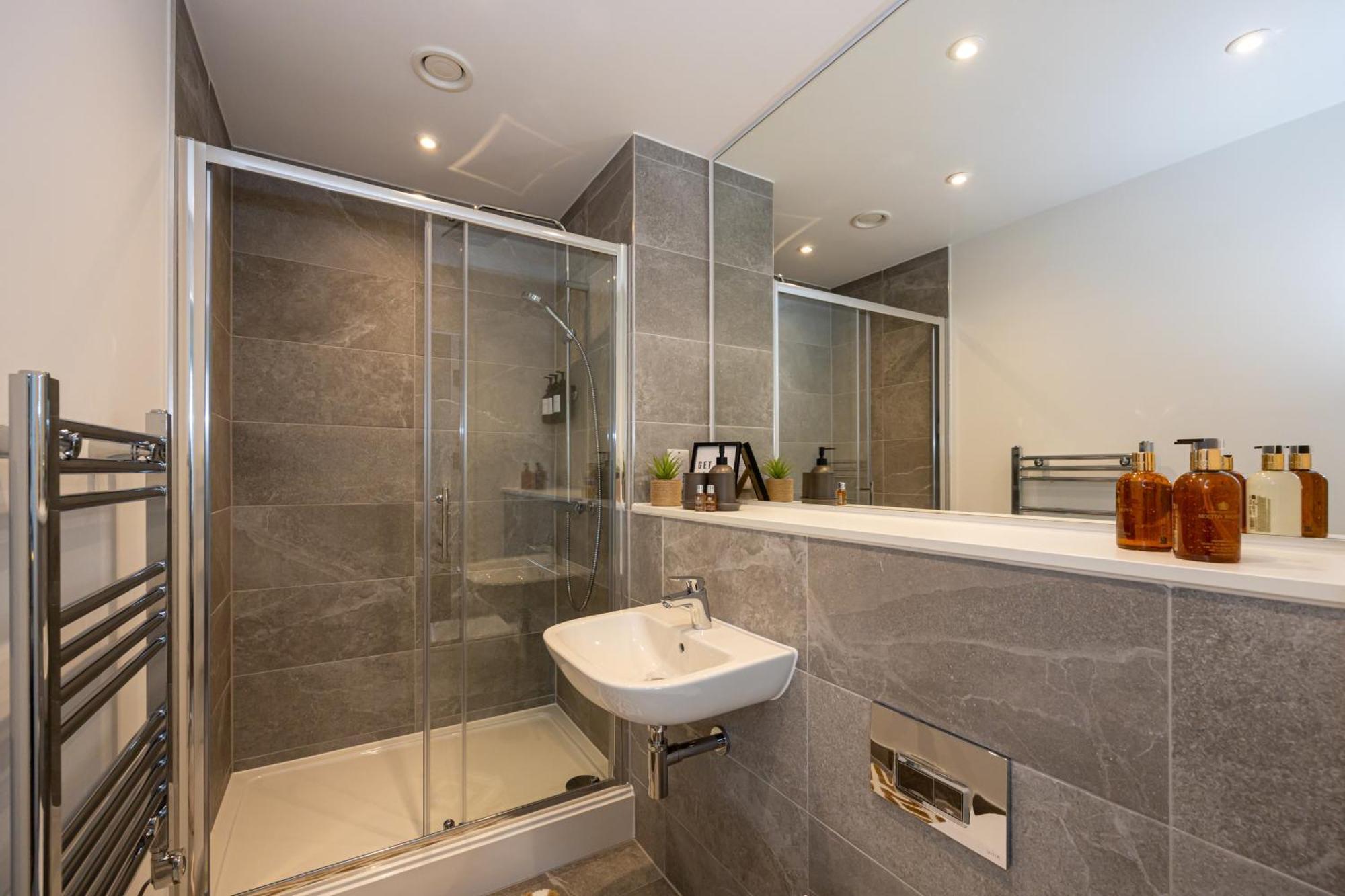 Royal Ebony By Asquare Lettings Daire Manchester Dış mekan fotoğraf